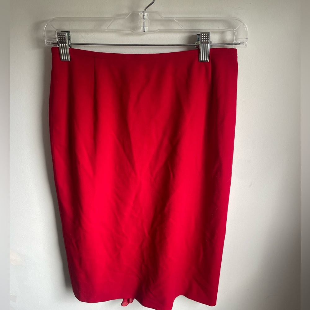 Vintage Escada exclusive for Neiman Marcus red skirt Wool and Silk blend sz 36